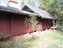 Mökki sai uuden värin